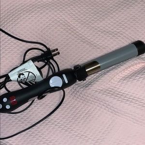 1.25 beachwaver- barley used